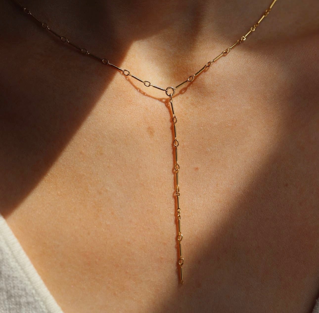 Dot and Dash Lariat Necklace | 14K Gold Fill | Hypoallergenic, Waterproof and Tarnish-Resistant - Wellaine
